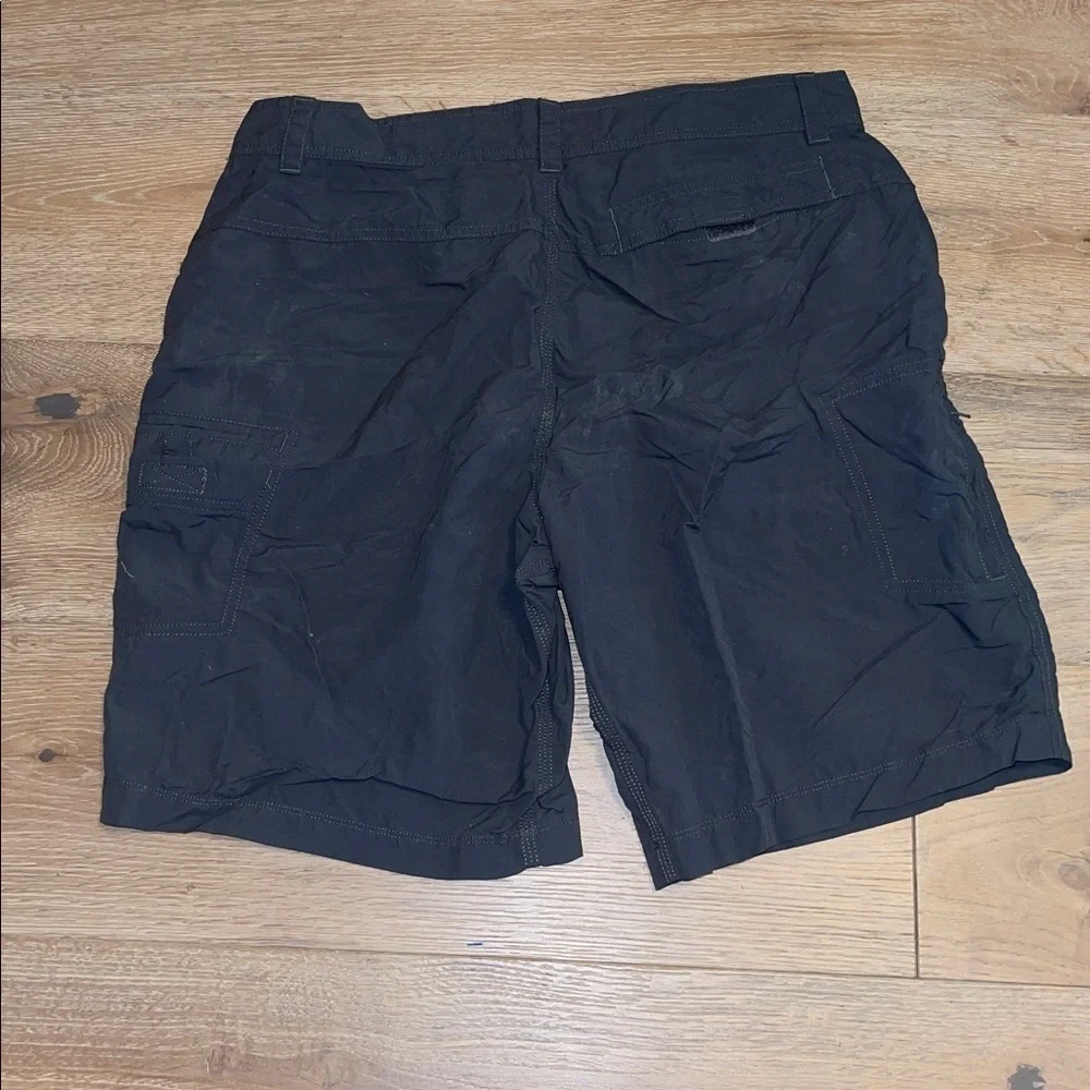 The North Face Men's gray Cargo Shorts light weight hiking outdoors size 36